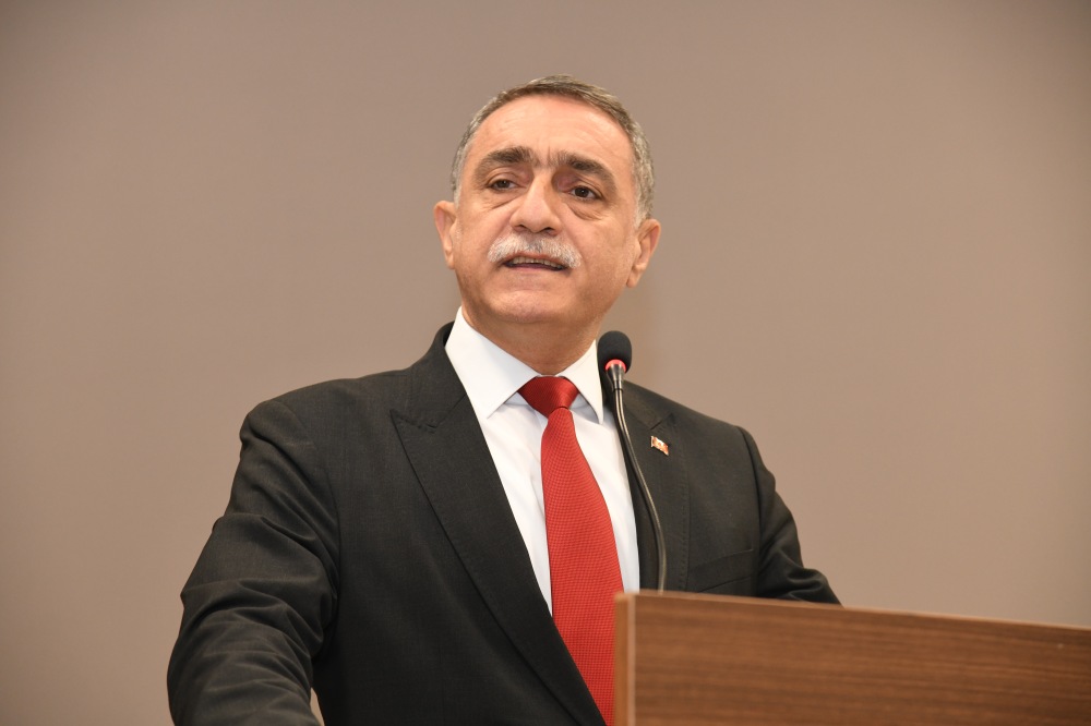 Rektör Prof. Dr. Mustafa Kasım Karahocagil (2)