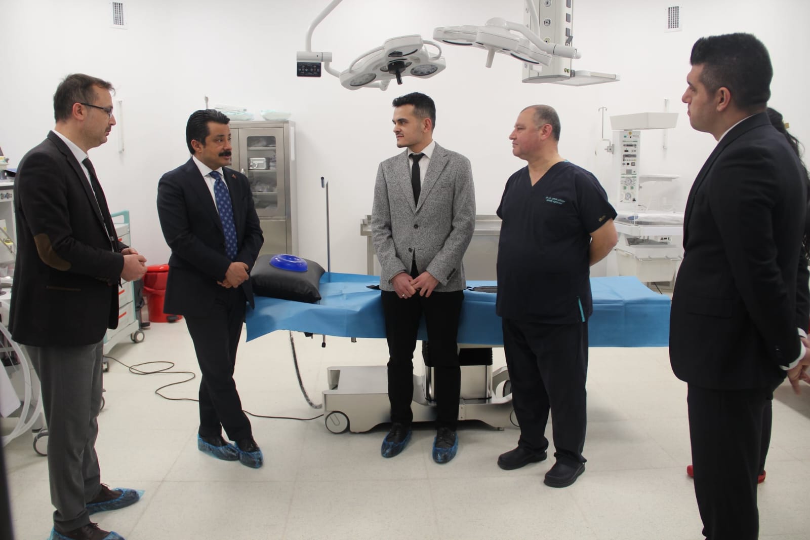 Vali Demiryürek Mucur Devlet Hastanesi'de 1