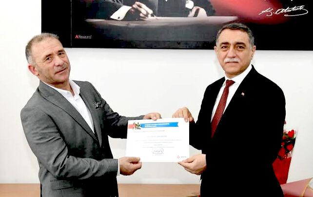 Akademi Dünyasında Bayrak Değişimi (3)