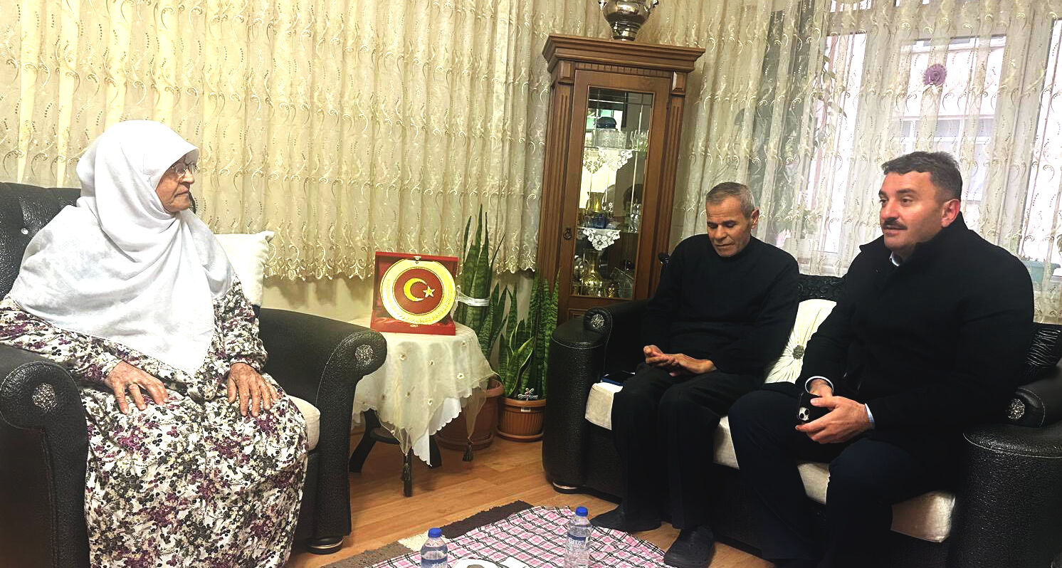 Çakmakçı, Şehit Ailesinin Hanesine Konuk Oldu (3)