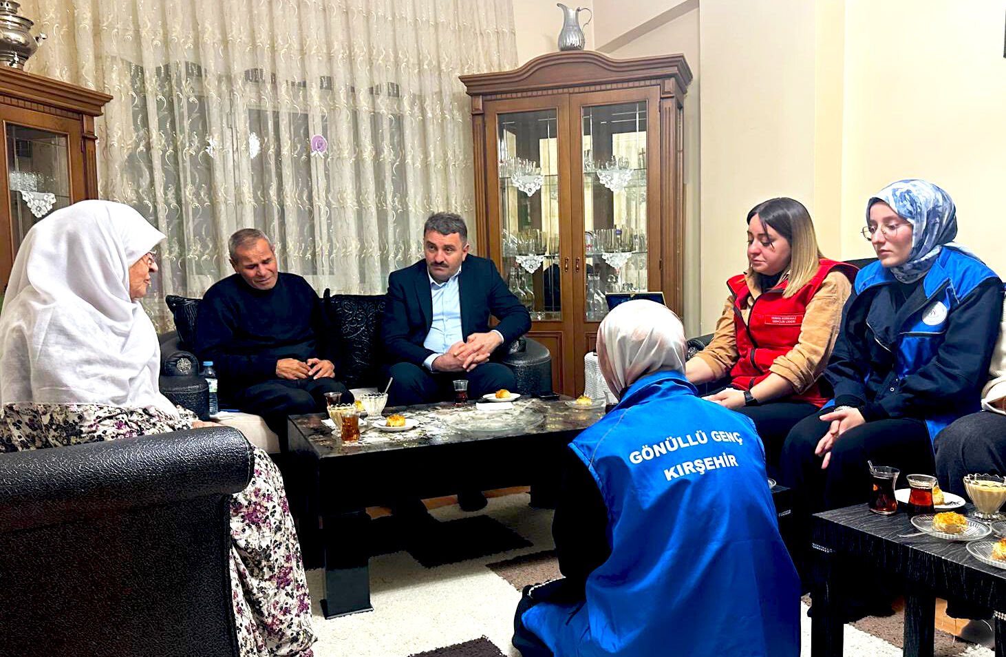 Çakmakçı, Şehit Ailesinin Hanesine Konuk Oldu (6)