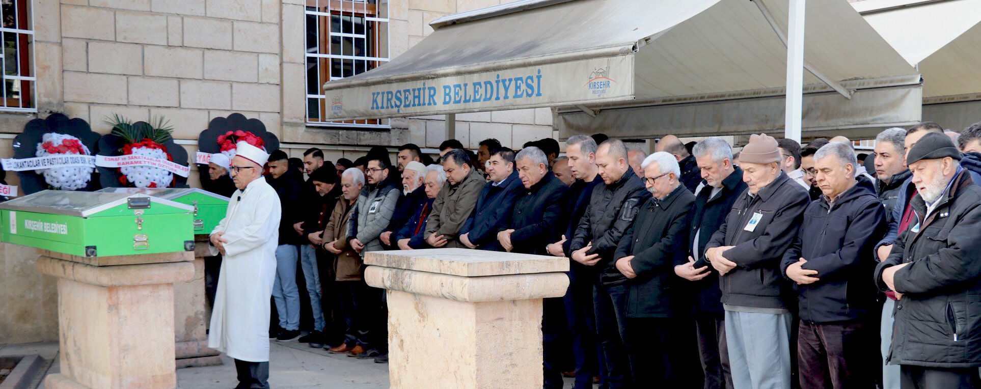 Dualar Eşliğinde Son Yolculuğuna Uğurlandı (2)
