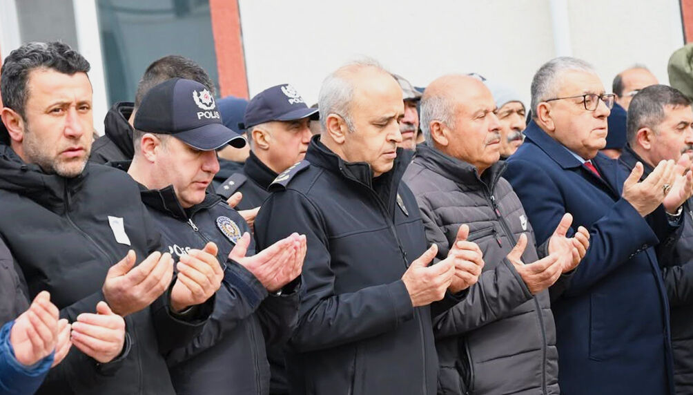 Emekli Polis Memuru Yusuf Şahin Son Yolculuğuna Uğurlandı (5)