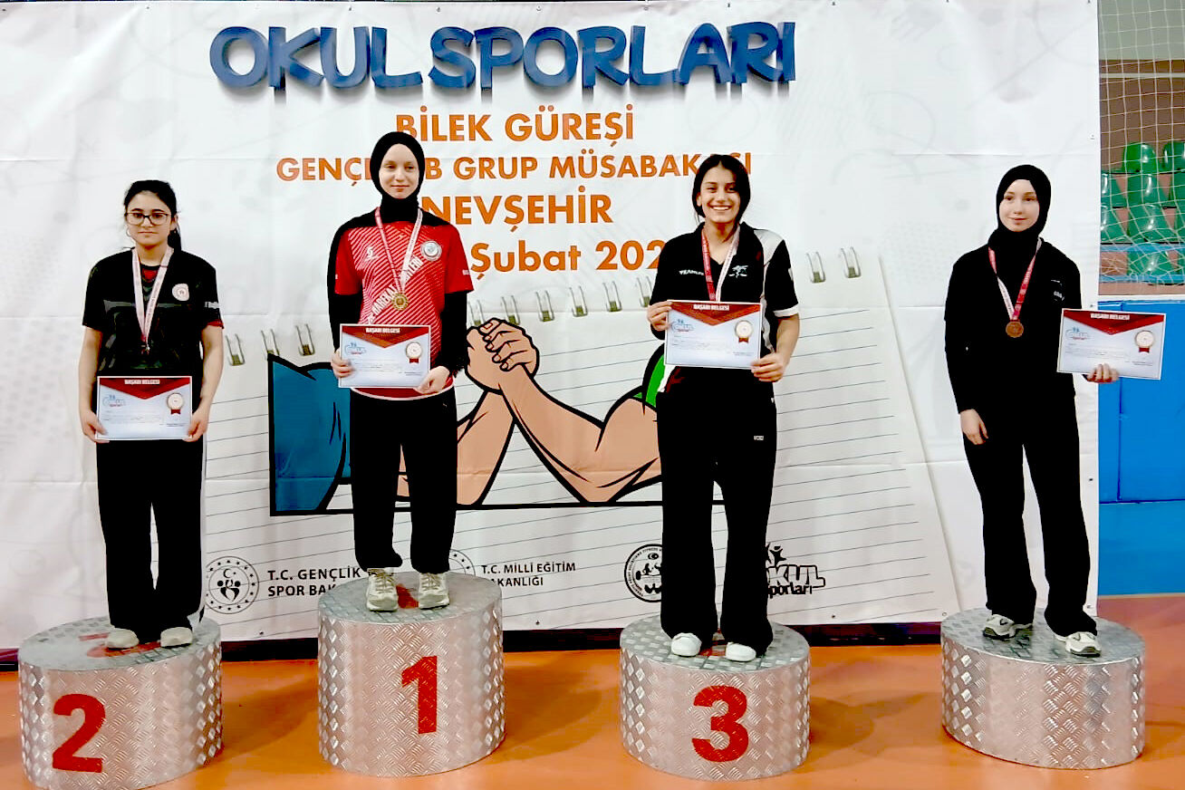 Genç Bilekler Nevşehir’de Kürsüyü Salladı2