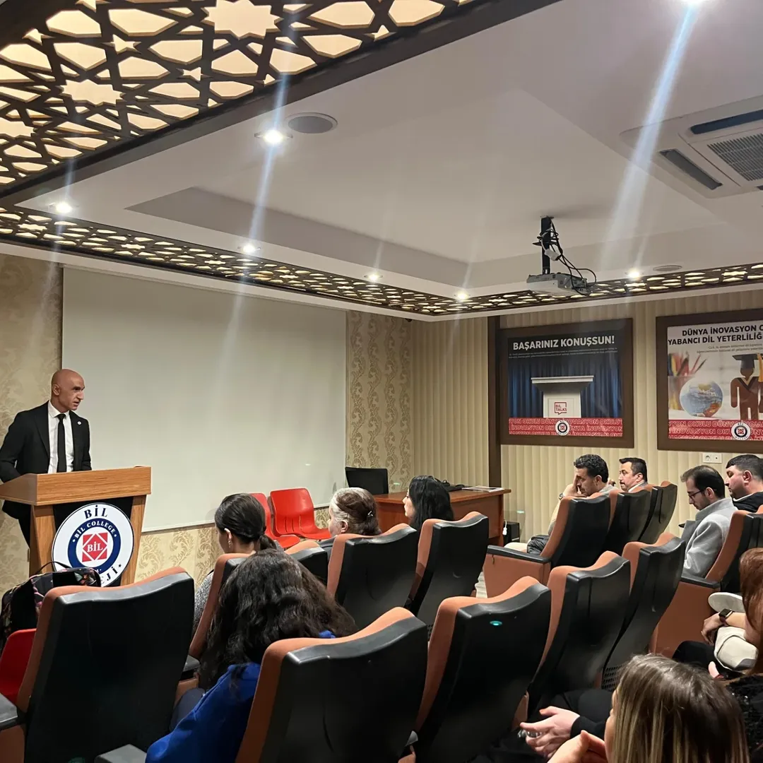 ✨Kırşehir Bil Koleji Kampüsümüz De Kampüs Müdürümüz Ve Okul Yöneticilerimiz, Öğretmenlerimizle (1)
