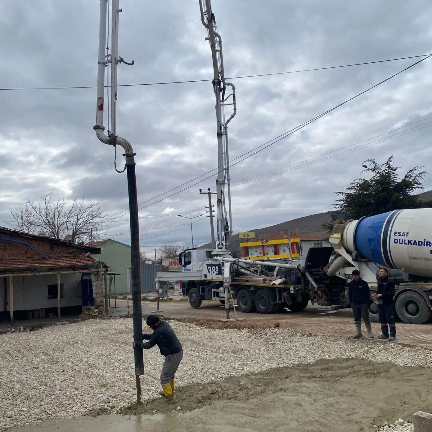 Kırşehir Özbağ’da Yeni Inşaat Hızla Yükseliyor