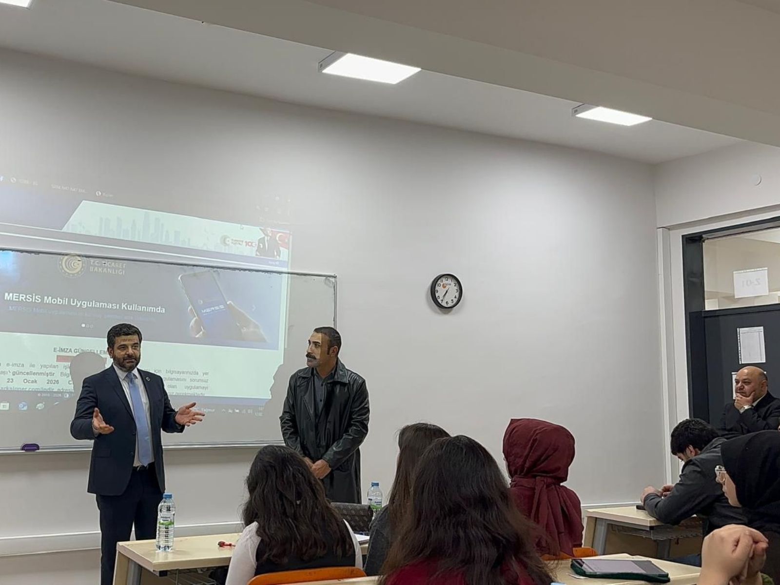 Kırşehir’de Akademi Ile Sektör Güçlerini Birleştirdi 1 (1)