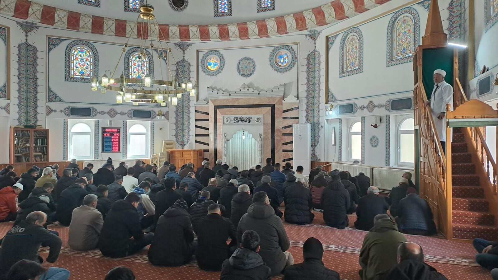 Kırşehir’de Camiler Hınca Hınç Doldu