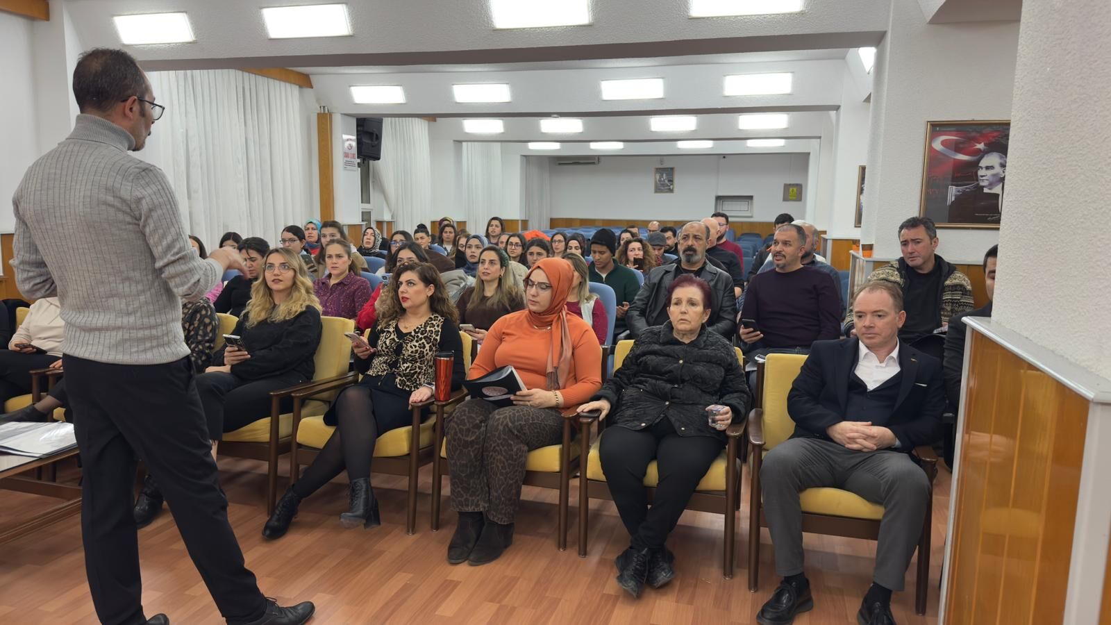 Kırşehir’de Öğretmenler Sahneye Çıkıyor 5