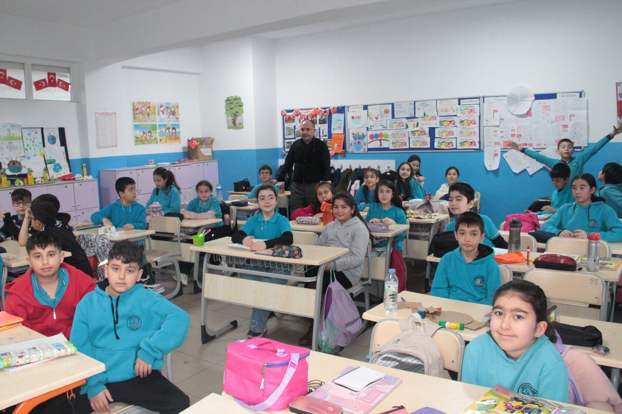 Kırşehir’de Okul Bahçesi Hastaneye Dönüştü 1