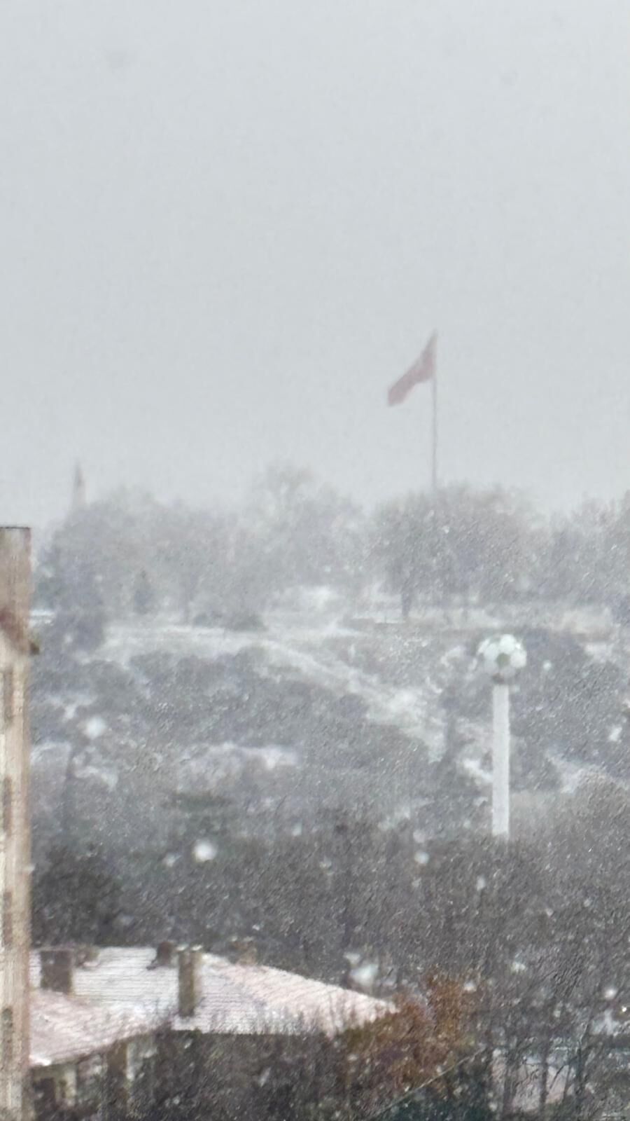 Kırşehir’e Yağmurun Ardından Kar Geliyor22