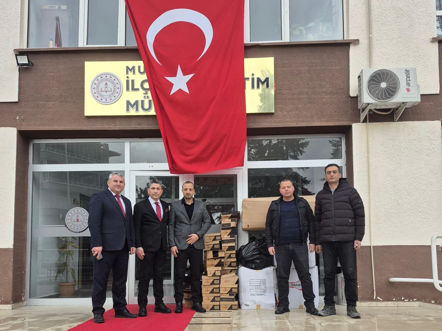 Ülkü Ocagi 3