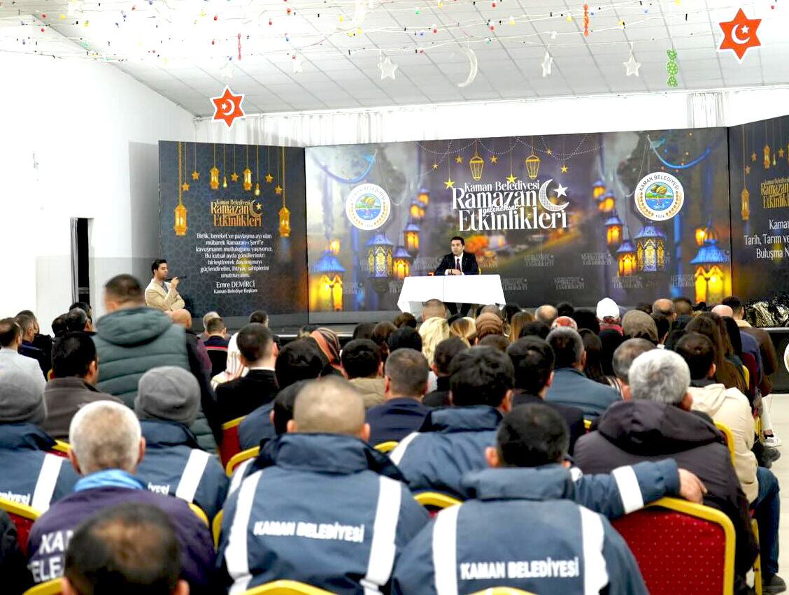 Başkan Emre Demirci Mesai Arkadaşlarıyla Bayramlaştı (5)