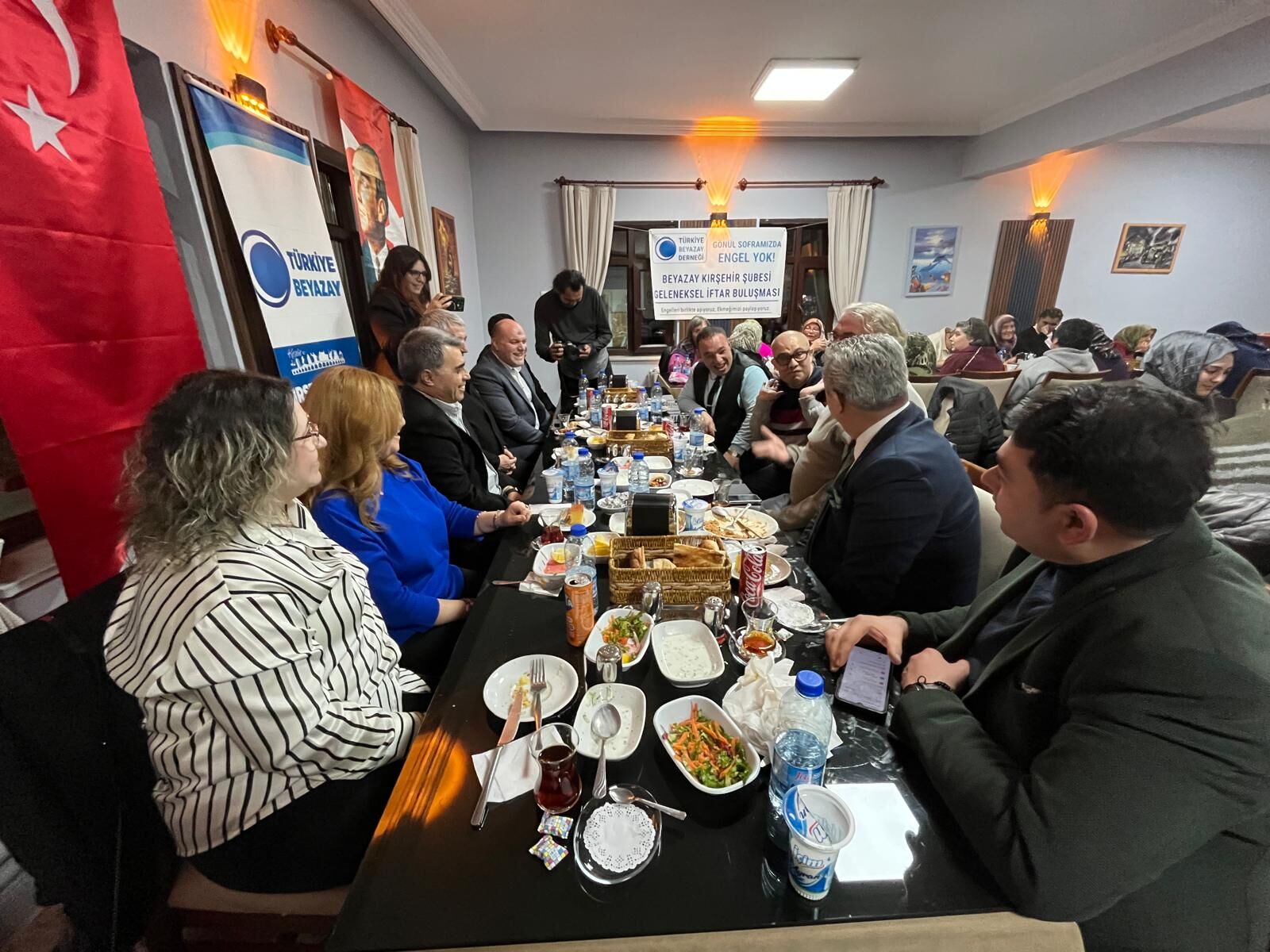 Beyazay Ailesi Kırşehir’de İftar Sofrasında Buluştu 7