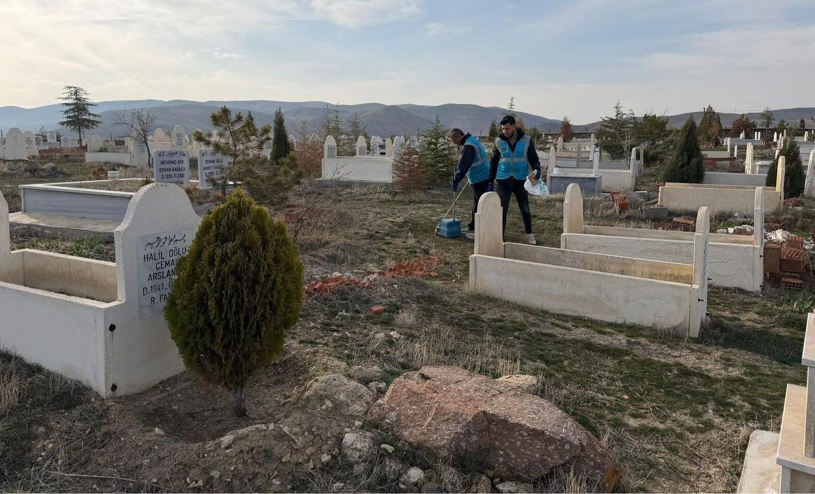 Çiçekdağ’da Camiler Ve Kabristanlar Gül Suyuyla Yıkandı 4
