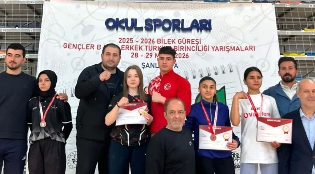 Genç Bilekler Türkiye Şampiyonası’na Damga Vurdu! (2) Kopya