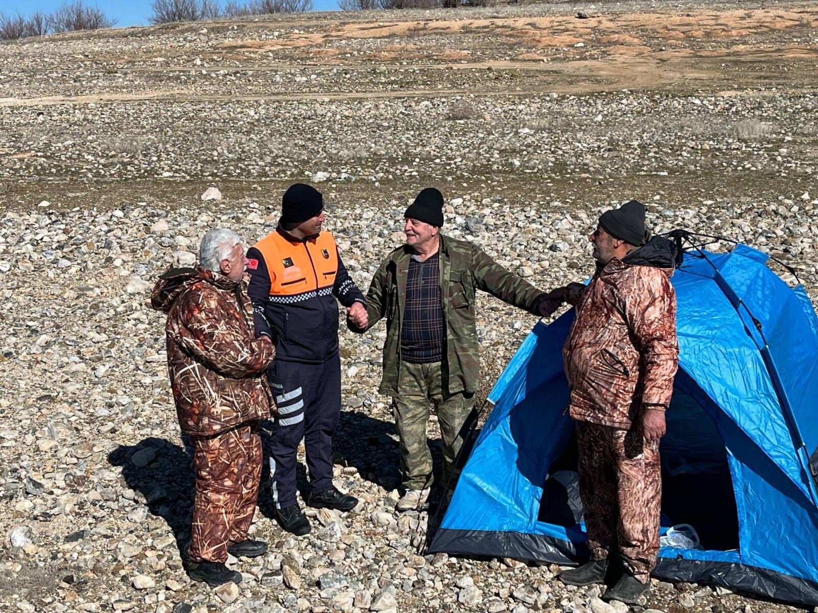 Hirfanlı Barajı’nda Ani Fırtına Panik Yarattı 1