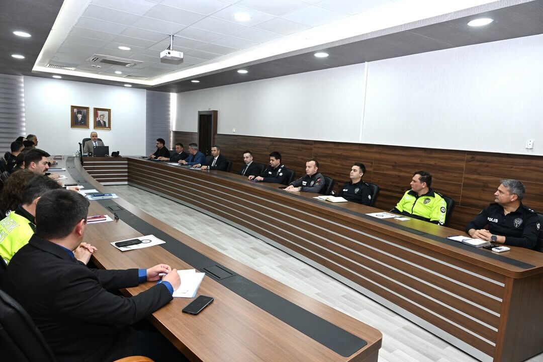 İl Emniyet Müdürümüz Sayın Dr. @Mesutgorucuresmi Başkanlığında, Ilgili Birim Amirlerinin Katılım (5)