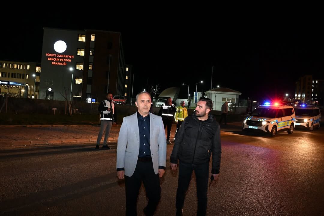 İl Emniyet Müdürümüz Sayın Dr. @Mesutgorucuresmi , Kırşehir Ahi Evran Üniversitesi Yurtlar Bölge (2)