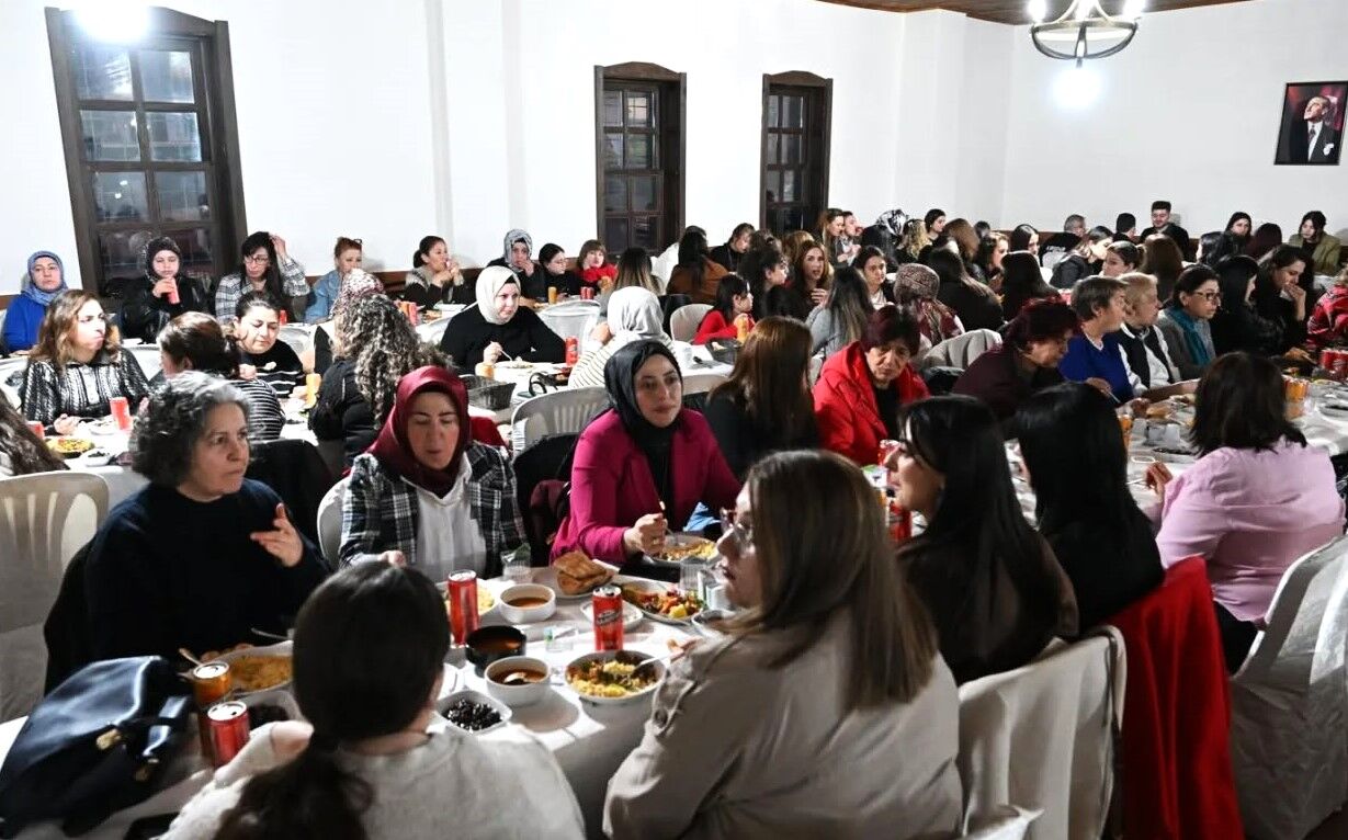 Kadınlar Dayanışma Sofrasında Buluştu (4)