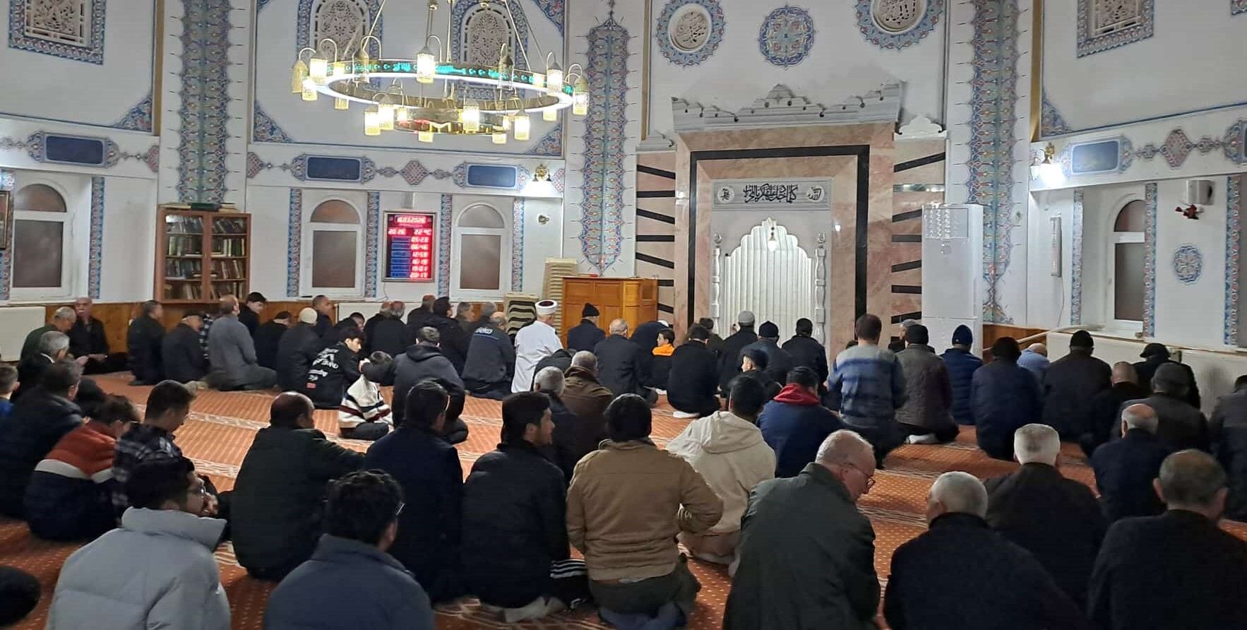 Kadir Gecesi’nde Kırşehir’de Camiler Doldu Taştı