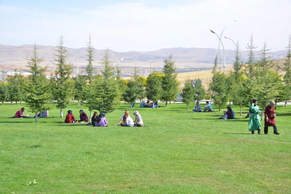 Kırşehir Ahi Evran Üniversitesi 20 Yaşında 5