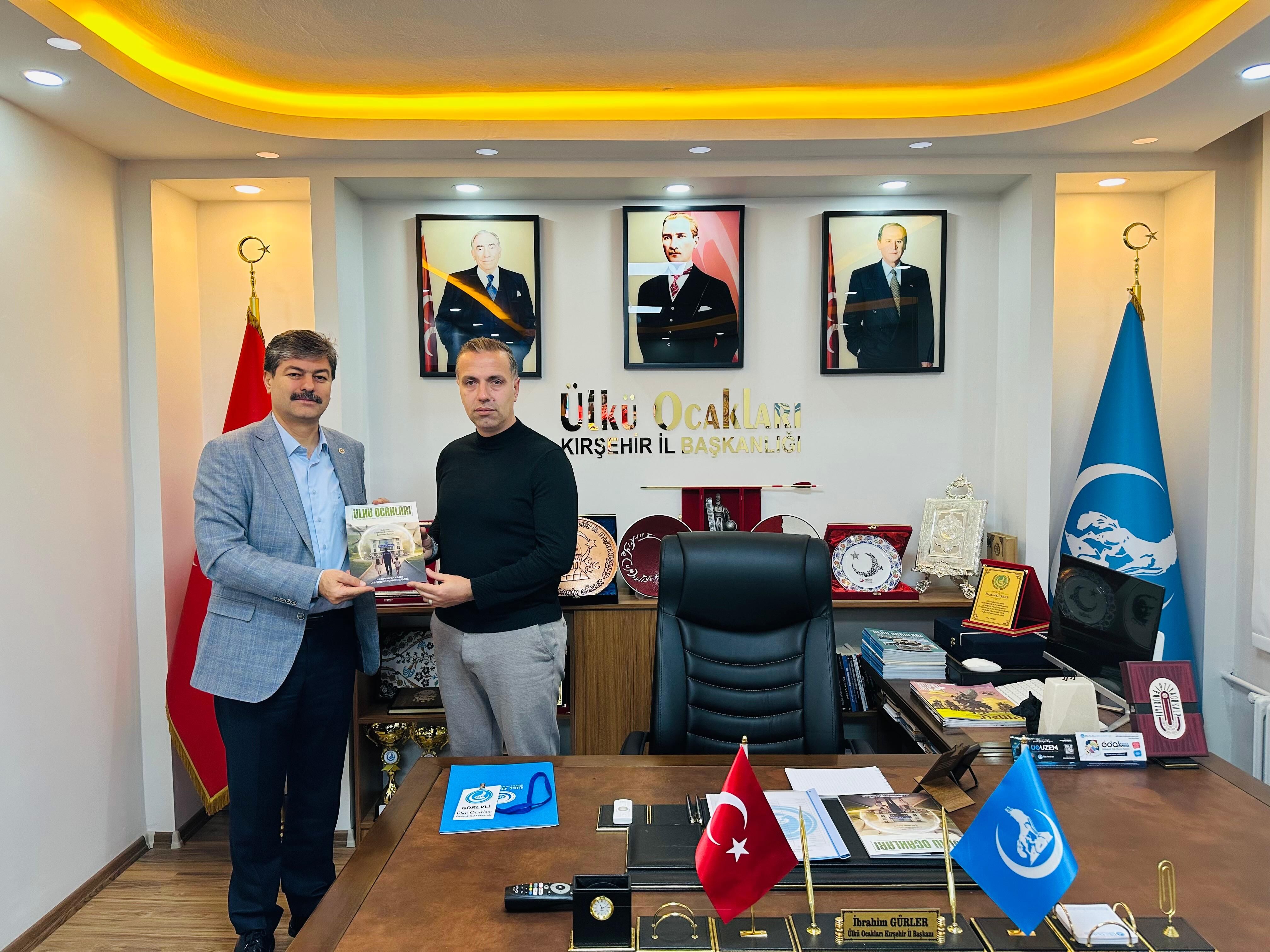 Kırşehir Ülkü Ocakları’nda Erkan Ile Gençler Buluştu 3