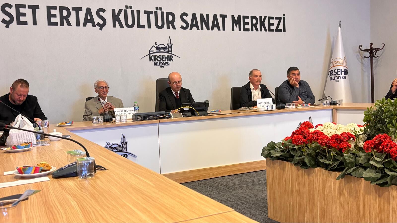 Kırşehir’de 90 Yıllık Birikim Kitapla Buluştu 1