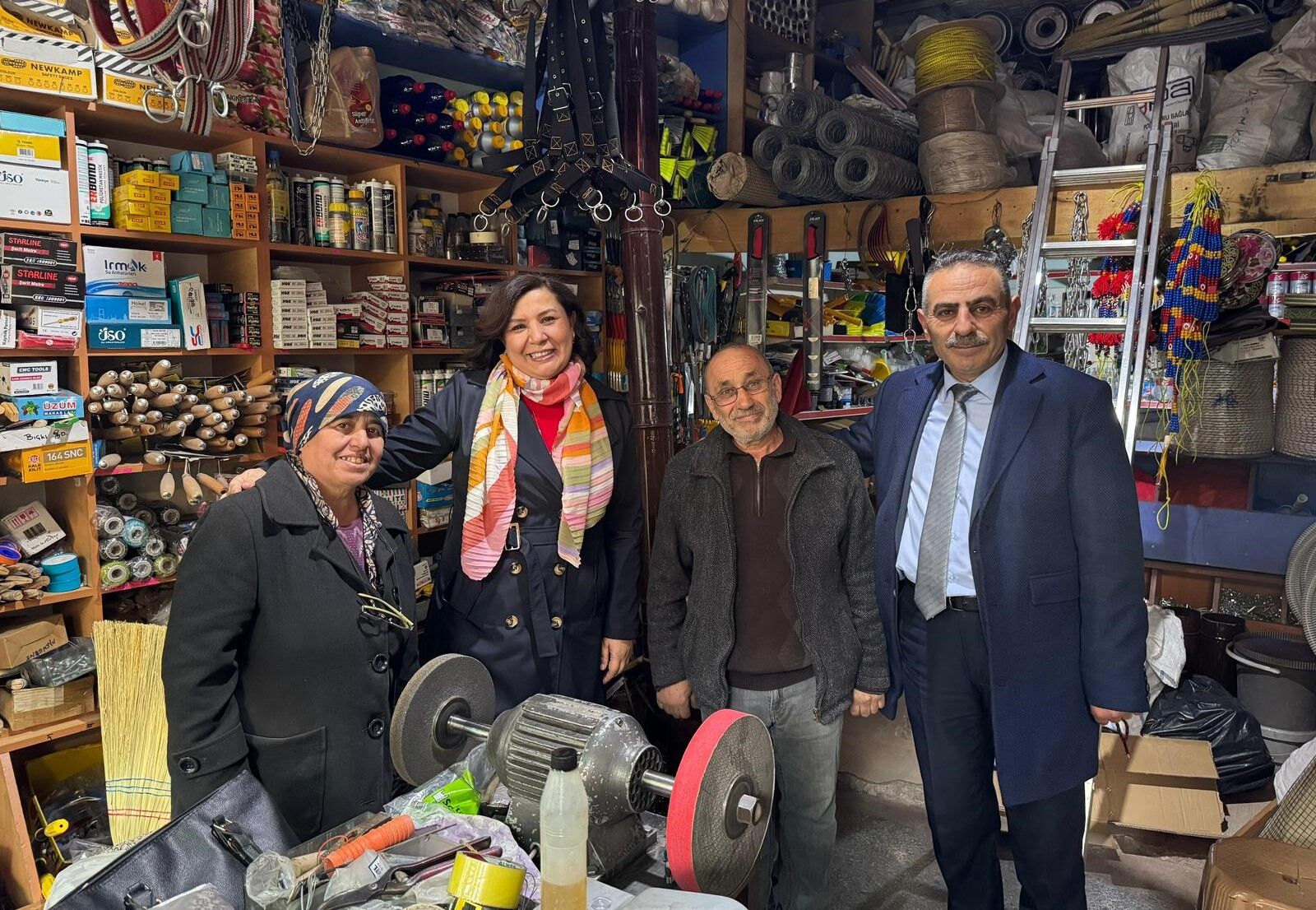 Kırşehir'de Bayram Öncesi Esnaf Ziyareti Gerçekleşti 6