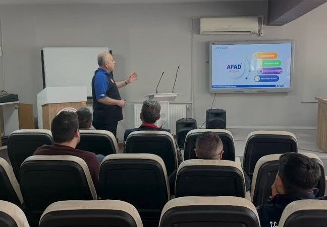 Kırşehir’de Eğitim Ordusu Afetlere Karşı Hazırlanıyor (1)