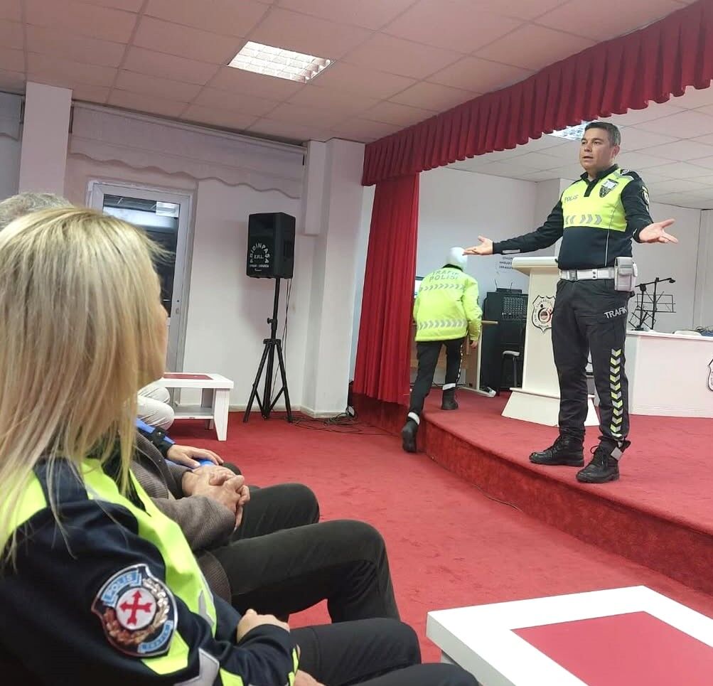 Kırşehir’de Geleceğin Bilim Insanlarına ‘Güvenli Gelecek’ Eğitimi (4)