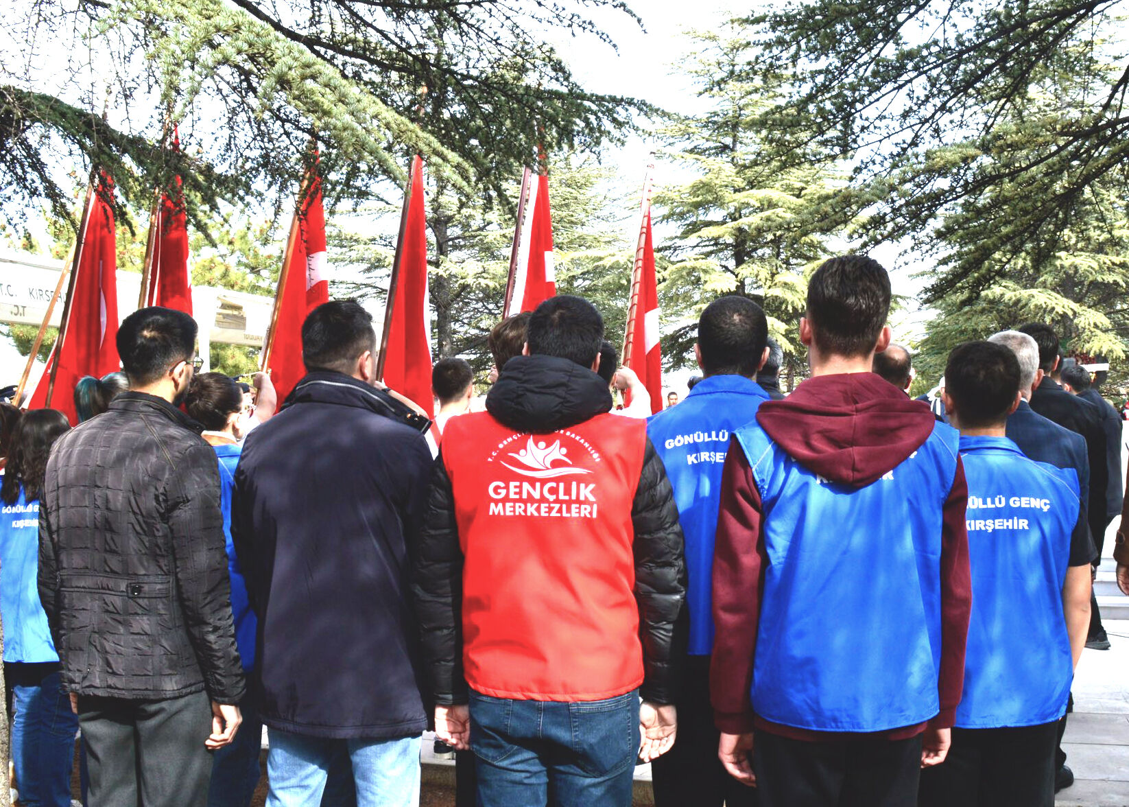 Kırşehir’de Gençlik Şehitlerin Huzurunda (6)