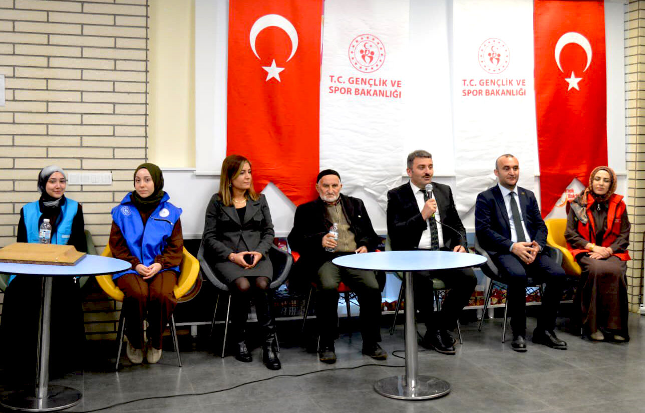 Kırşehir’de Gönül Köprüsü Kuruldu, Kuşaklar Aynı Sofrada Buluştu (2)