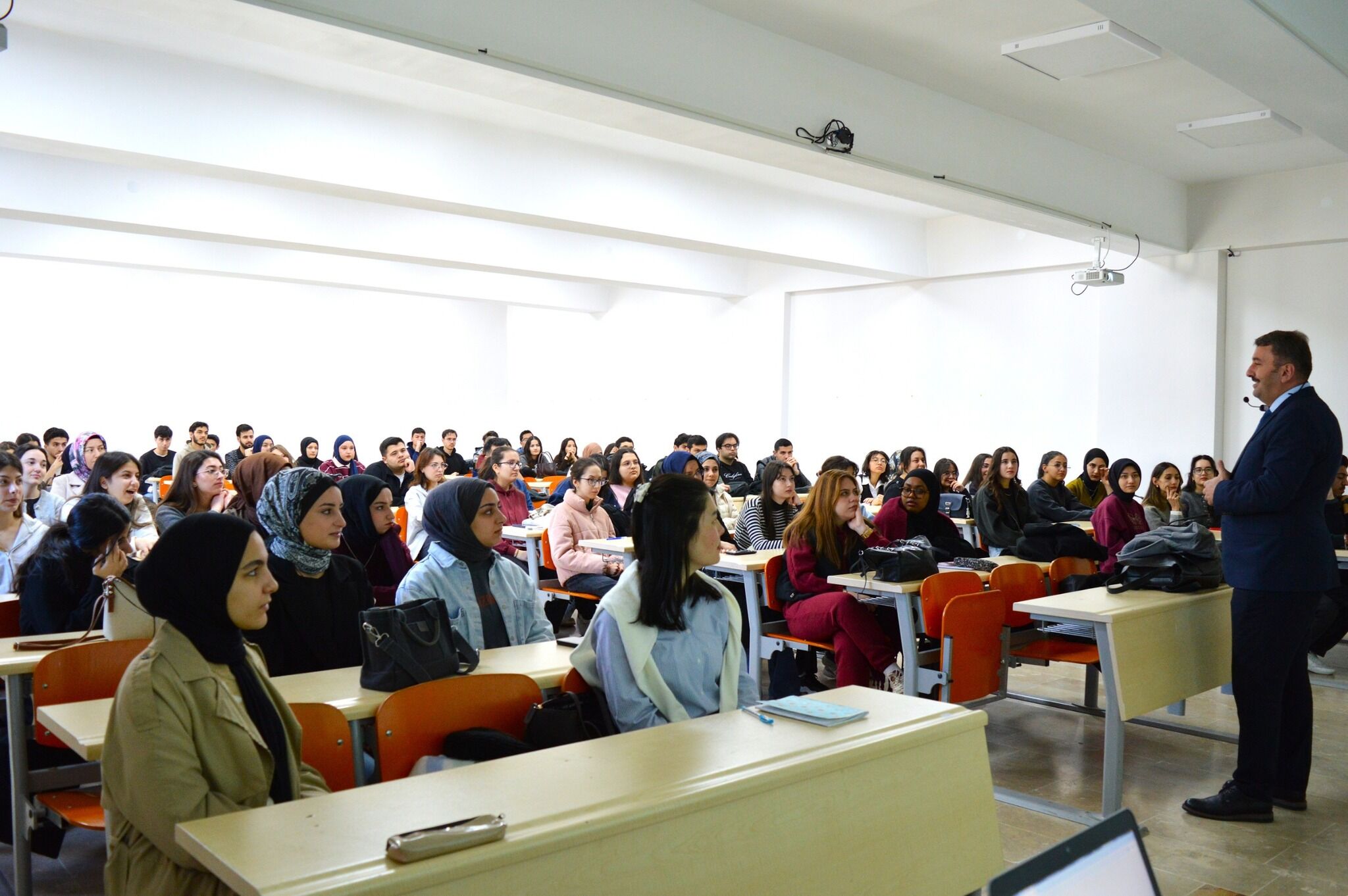 Kırşehir’de Kariyer Yolculuğuna Başladı 4