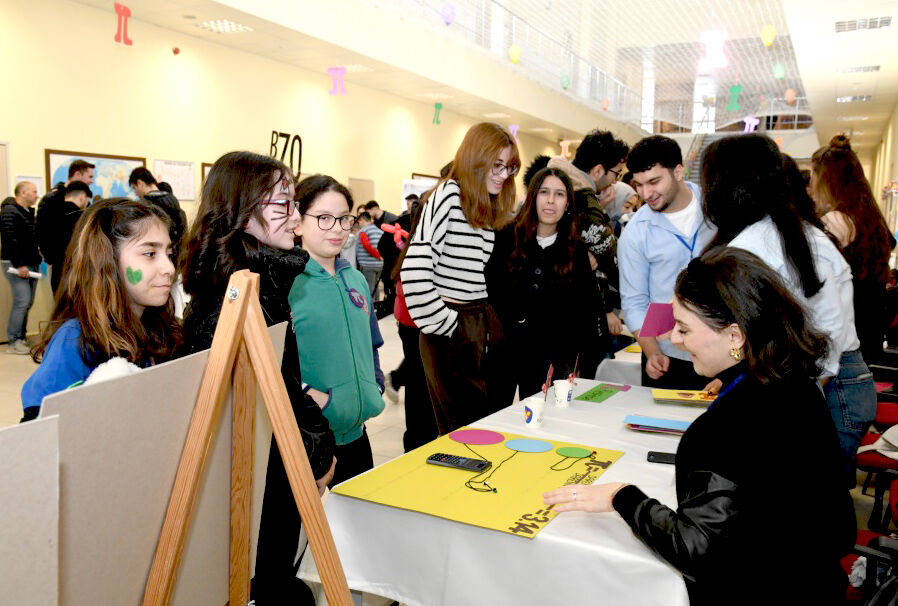 Kırşehir’de Matematik Şenliği Ile Bilim Ve Eğlence Bir Araya Geldi (9)