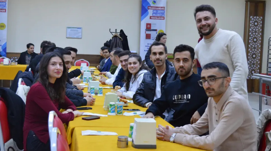 Kırşehir’de Ramazan Bereketi Gençlerle Katlandı (4)