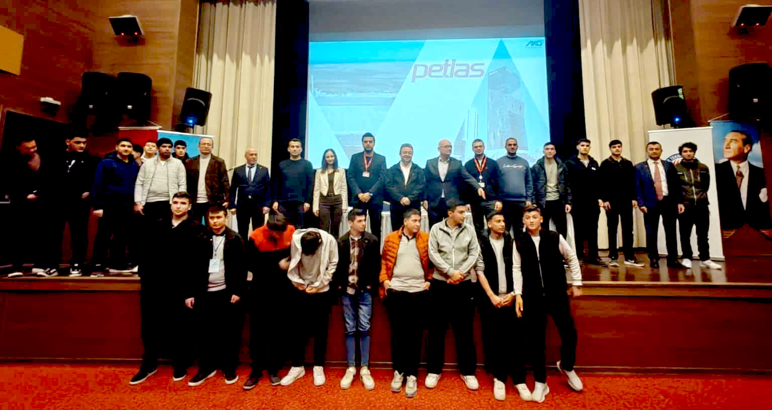 Kırşehir’de Sanayinin Devleri ‘Geleceğin Ustaları’ Ile Buluştu (4)