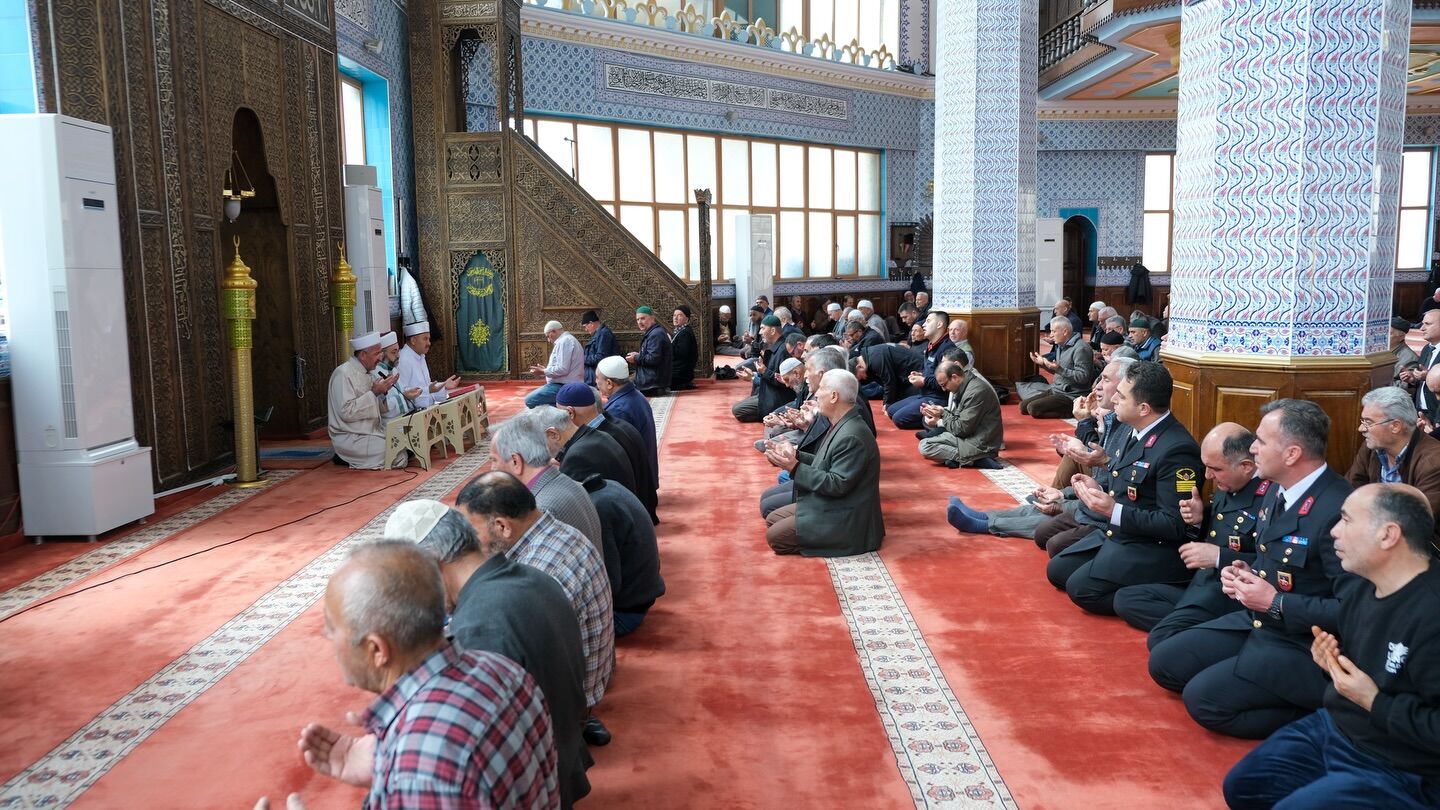 Kırşehir’de Şehitler Için Dualar Yükseldi 5