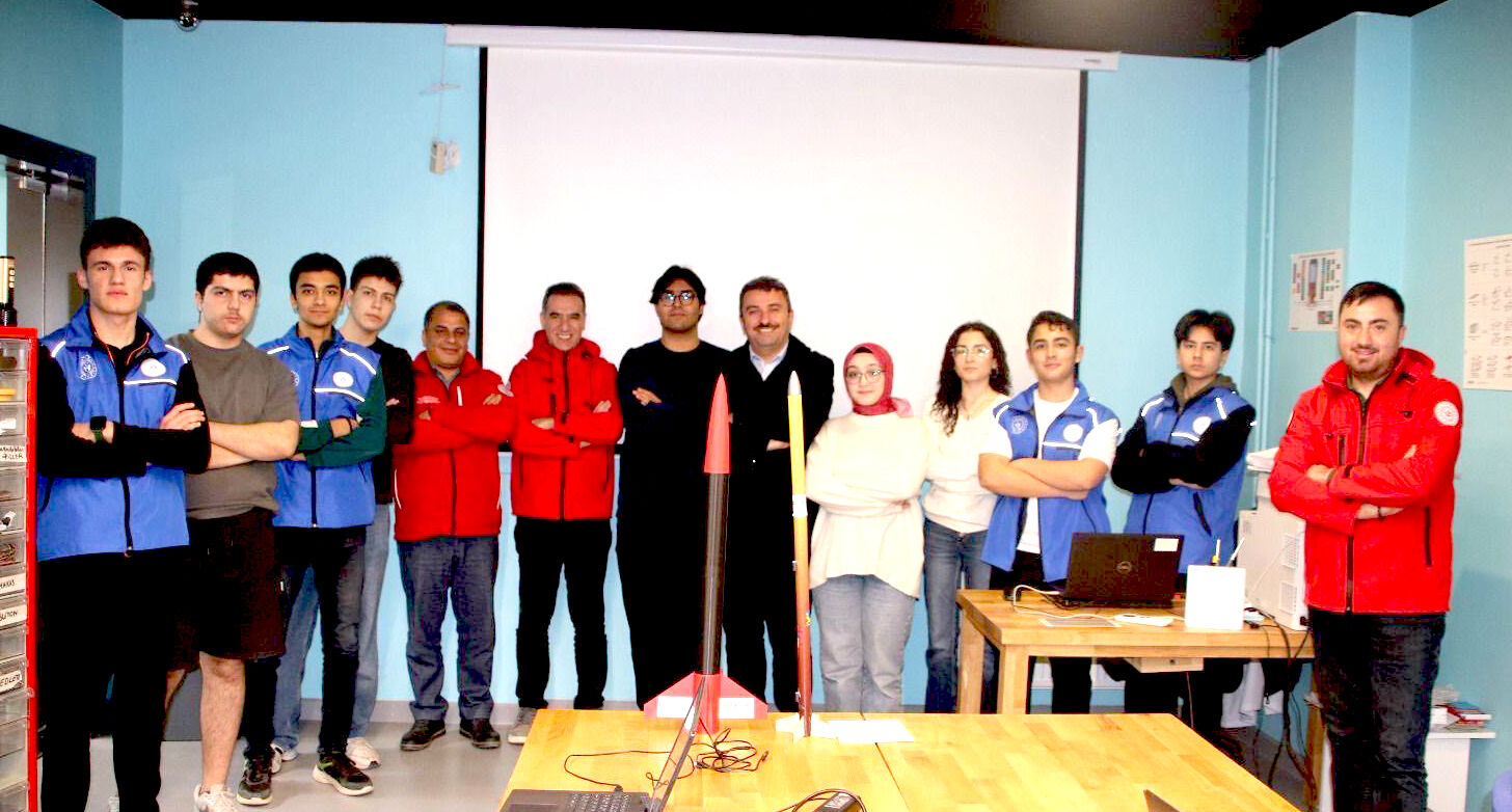 Kırşehir’in Gururu Cacabey Roket Takımı, Teknofest’te Devler Ligine Adım Attı (1)