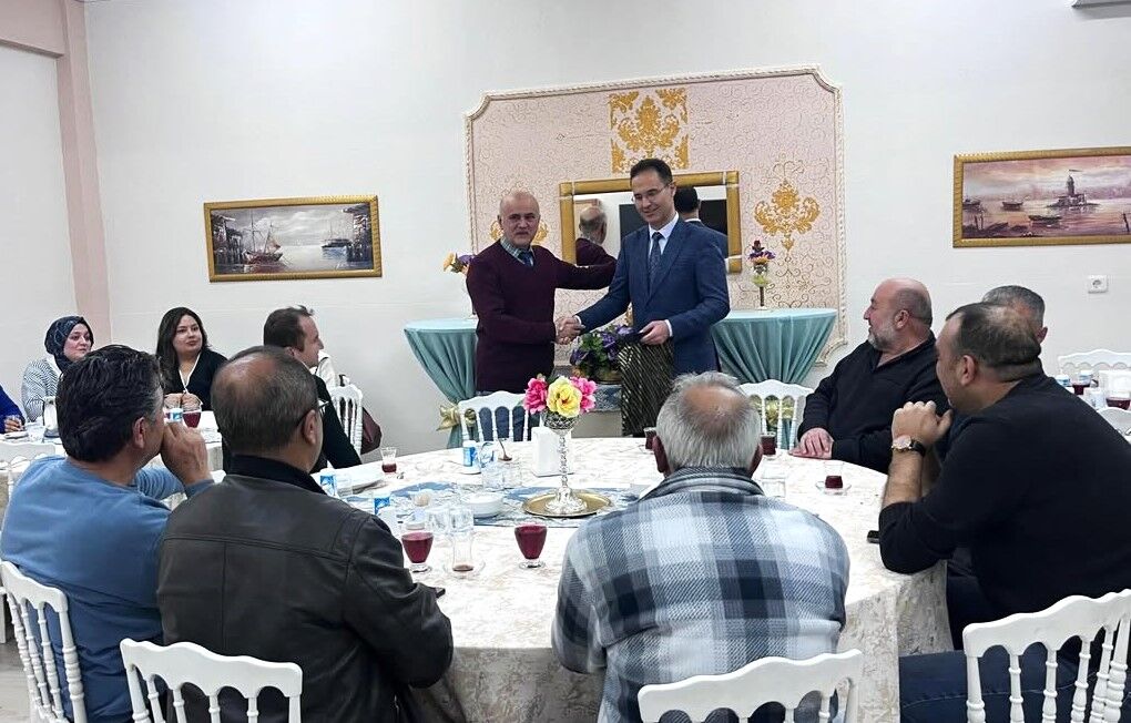 Müdür Bora’ya Mesai Arkadaşlarından Ramazan Sofrasında Veda (6)