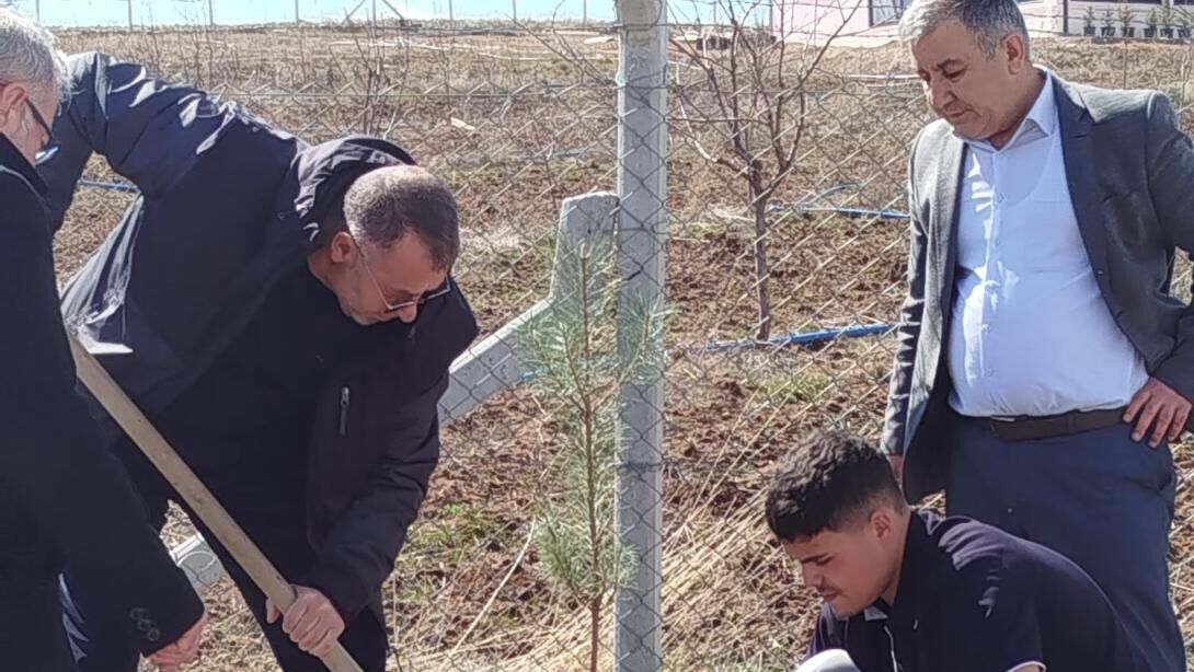 O İlçede Öğrenciler Geleceğe Nefes Oldular 5
