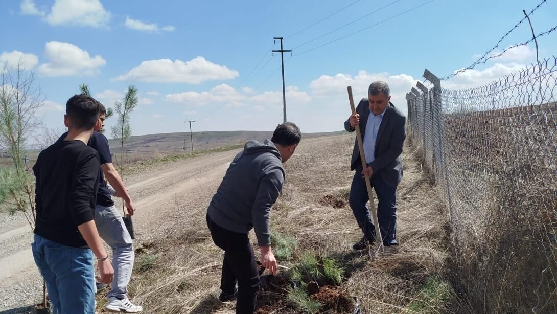 O İlçede Öğrenciler Geleceğe Nefes Oldular