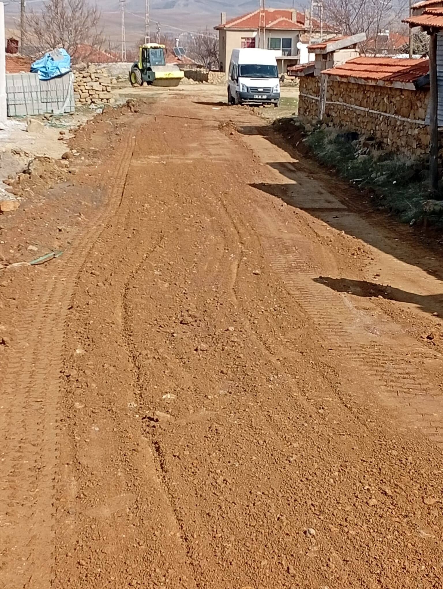 O Köyün Yolları Yenileniyor 3