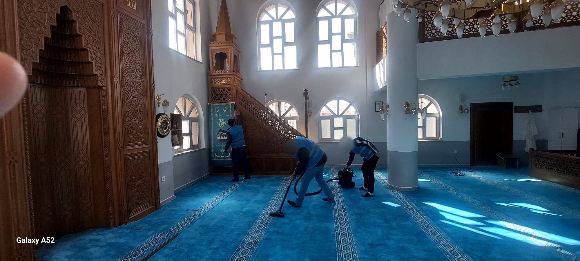 Yükümlüler Ramazan Boyunca Camileri Temizliyor 3