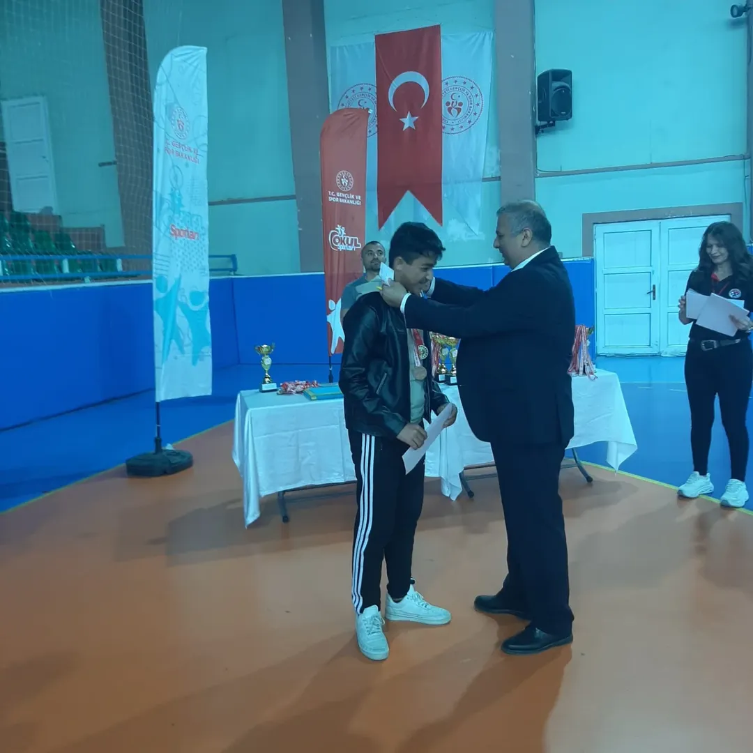 23 Nisan Tarih Yazmaya Devam Ediyor👏👏Öğrencilerimiz, Nevşehirde Düzenlenen Okul Sporları Sat (7)