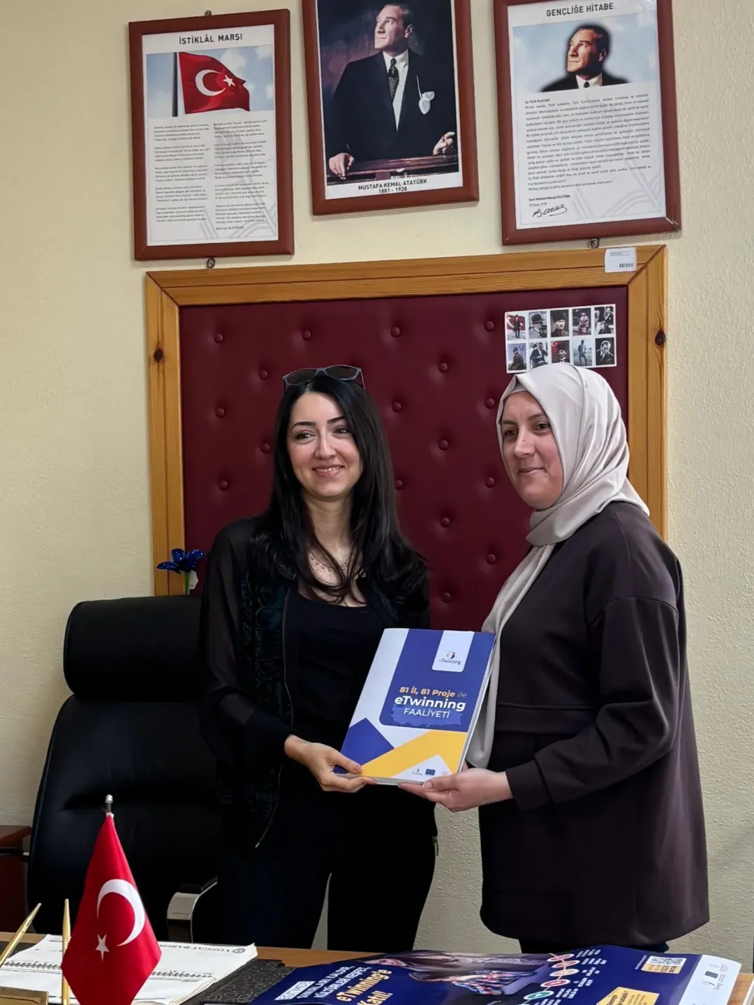81 İl 81 Proje Etwinning Yıllık Dergisinde Ilimizi Temsil Eden Ve Ulusal Konferansa Katılma