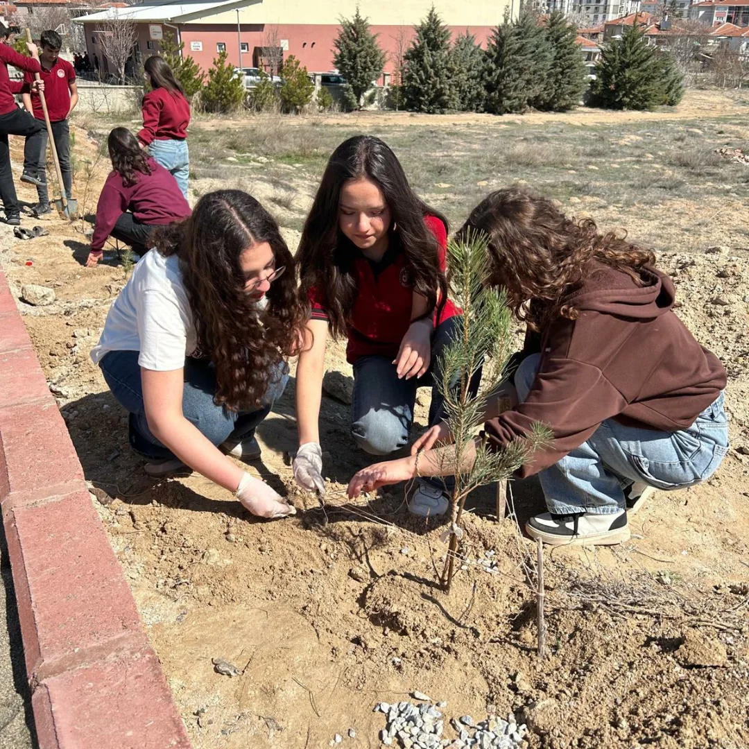 Ahi Evran Anadolu Lisesi Öğrencileri, Türkiye Maarif Eğitim Modeli’nin Değerler Eğitimi Ve Çevr (1)