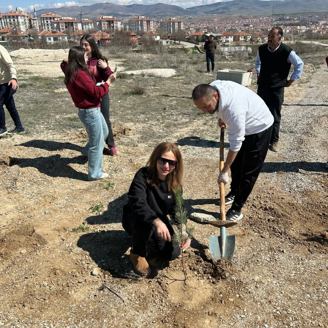 Ahi Evran Anadolu Lisesi Öğrencileri, Türkiye Maarif Eğitim Modeli’nin Değerler Eğitimi Ve Çevr (5)