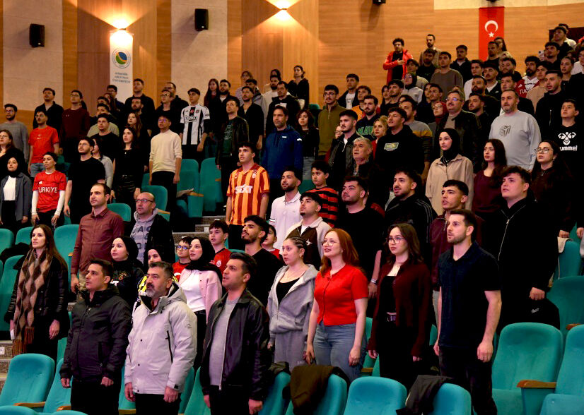 Ay Yıldızlı Coşku Ahi Evran Kampüsü’nde Dev Ekrana Taşındı (6)