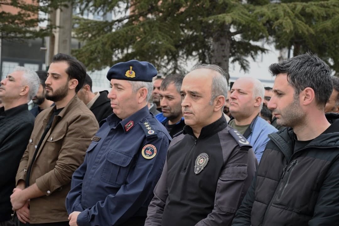 Başkomiser Kaygusuz’un Acısını Paylaştılar (1)
